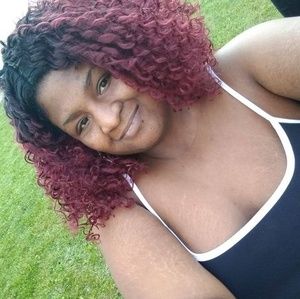 Meet your Posher, Sharonda